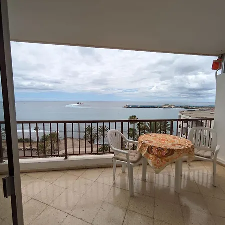 Apartamento Guayero Primera Linea *